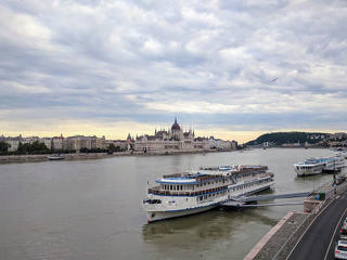 Dunaparti kikötők újutak meg