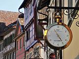 Járvány alatt svájci óra sem kell a világnak 