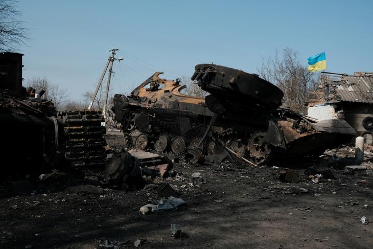 Megsemmisült orosz katonai jármű Ukrajnában 2022. márciusában. Fotó: Depositphotos