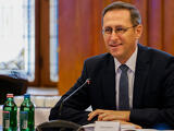 Elárulta Varga Mihály, mit lép az MNB a globális vámkrízsire   
