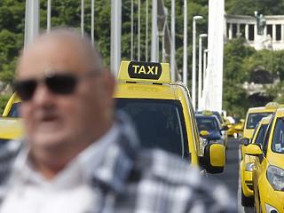 Tízből hét taxis jogsértően dolgozik Budapesten