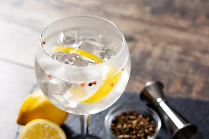 Ha drágul a gin, nő az infláció is &ndash; ez eddig nem így volt