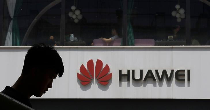 A Huawei a washingtoni döntéshozókra mutogat (Fotó: Shutterstock)