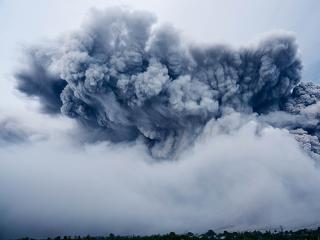 Nem csak a vulkáni pusztítástól félnek Tongában