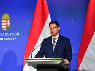 Mit reagál Gulyás Gergely az újabb botrányokra? Kövesse velünk a Kormányinfót percről percre!