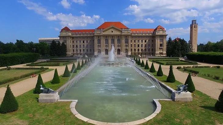 A Debreceni Egyetem a második legnépszerűbb felsőoktatási intézmény. Fotó: yotube