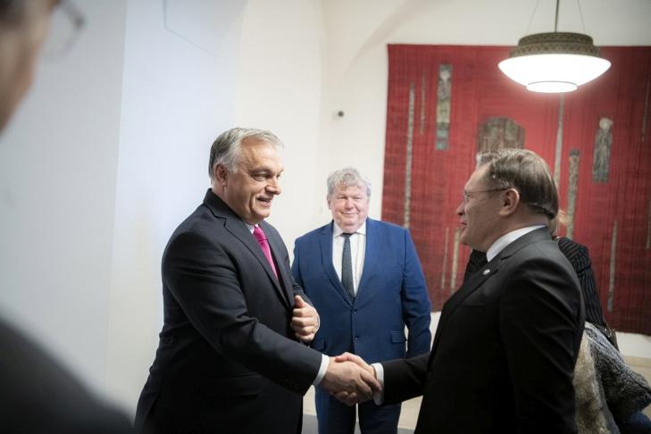 Orbán Viktor miniszterelnök fogadja Alekszej Lihacsovot, a Roszatom orosz állami atomenergetikai konszern vezérigazgatóját a Karmelita kolostorban  (Fotó: MTI/Miniszterelnöki Sajtóiroda/Benko Vivien Cher)