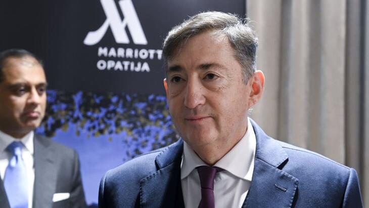 Mészáros Lőrinc a családjával is törődik