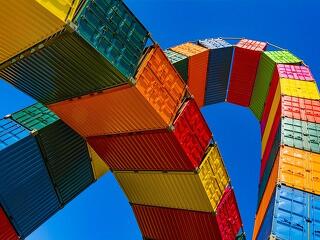 Pont a legrosszabbkor jött nekünk ez a nagy zuhanás