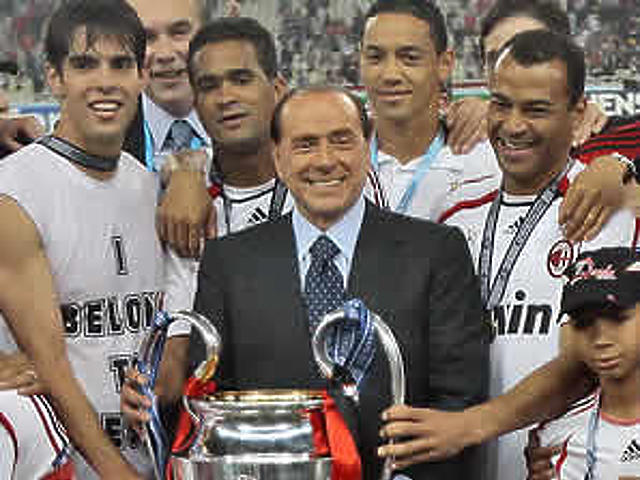 AC Milan (olasz) - 990 millió dollár 