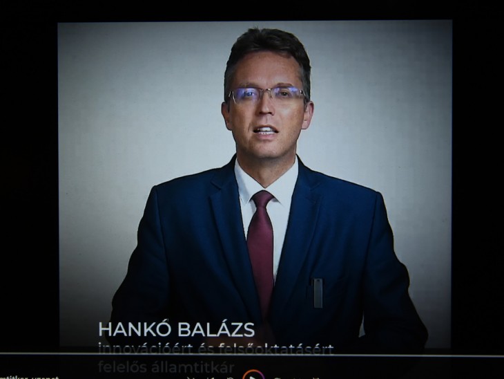 A verseny fővédnöke, Hankó Balázs, a Kulturális és Innovációs Minisztérium államtitkára videóüzenetet küldött.