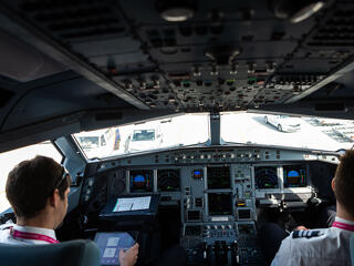 Naponta repülhetünk eredeti brassóit enni március végétől