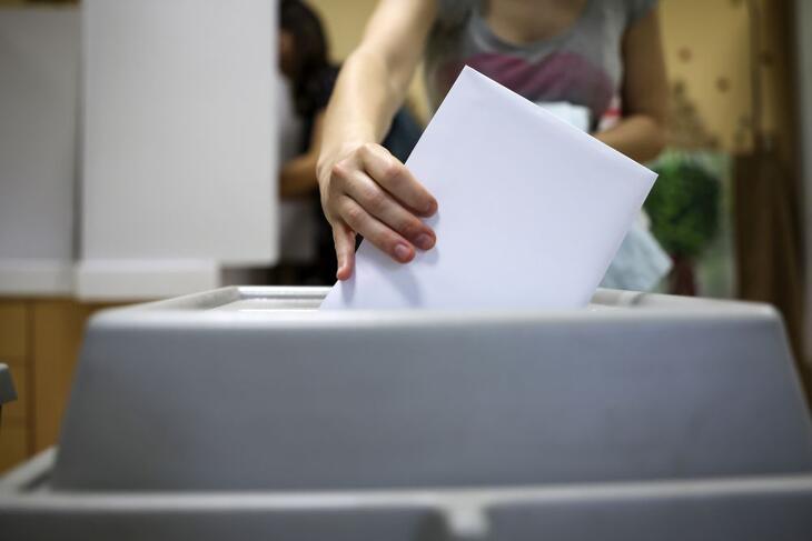 Nem véletlen, hogy melyik párt milyen korcsoportot céloz meg a kampányhajrában