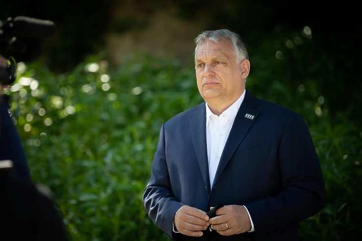 Orbán Viktor Portóban, az Európai Tanács ülésének helyszínén 2021. május 7-én. (Forrás: Facebook)