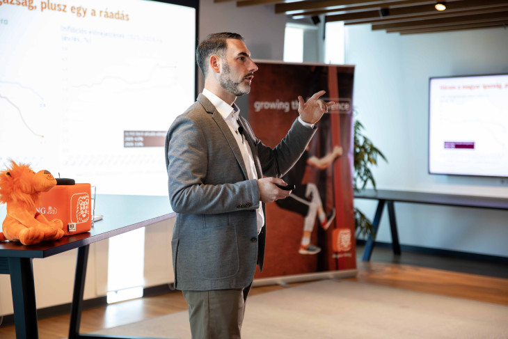 Virovácz Péter szerint az MNB a választások előtt nem fog kamatot csökkenteni, leghamarabb 2026 szeptemberében teheti ezt