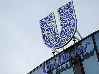 Megfelezné az új műanyagok felhasználását az Unilever, jönnek az újratölthető termékek