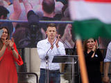 Magyar Péter keményet üzent köztévés EP-választási vitáról