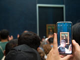 Kirabolták a Louvre múzeumot, vasárnapra be is zárt