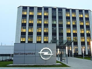 Leépítések a szentgotthárdi Opelnél