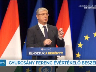 Gyurcsány Ferenc beszédéből csak az derült ki, hogy Orbán Viktort meg akarják dönteni, bár ezt már eddig is tudtuk. Forrás: Facebook /DK
