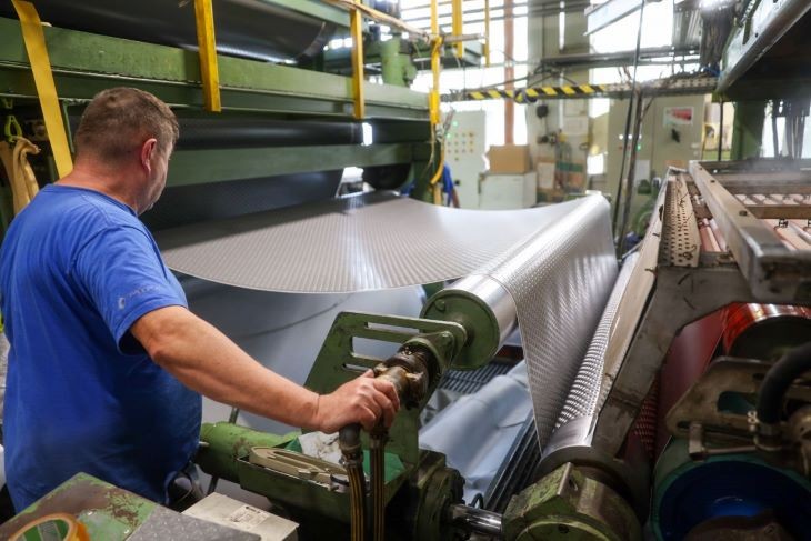 A Graboplast gyár egyik gépsora