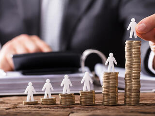 Nekik fájhat a fejük: megint odacsapnak a bankok