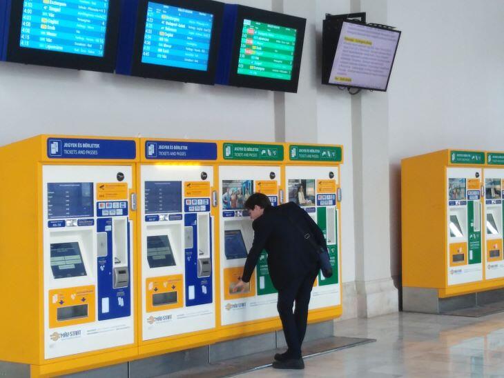 A MÁV szerint az utazói észrevételek és a szakmai tapasztalatok figyelembe vételével készültek a módosítások