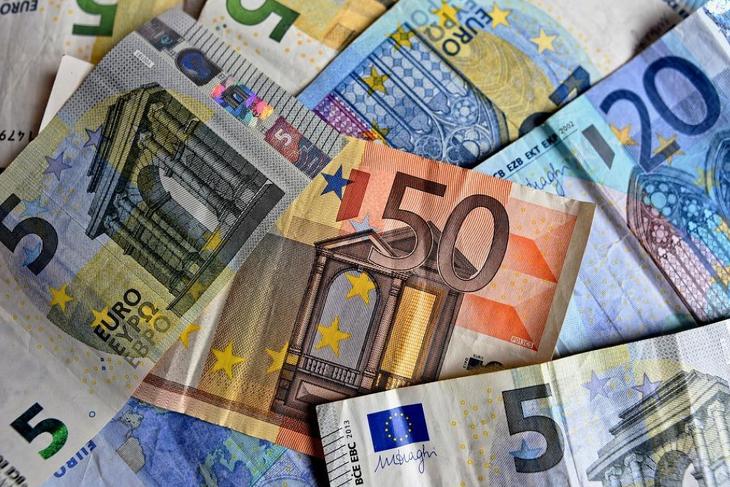 Drágulástól tartanak, ha bevezetik az eurót náluk is. Fotó: Pixabay