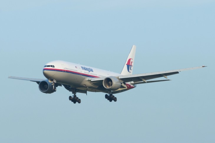 A Malaysian Airlines Boeing 777–200-as típusú repülőgépe. Egy ilyen típusú gép tűnt el a radarképernyőkről 2014. márciusában. Sorsáról azóta sem tudunk semmit. Fotó: Depositphotos