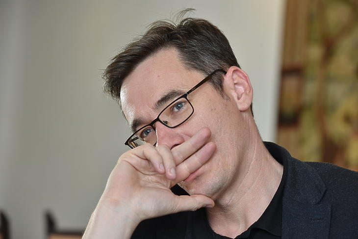 Karacsony Gergely Ingyenesse Teszi A Kozossegi Kozlekedest A 14 Evnel Fiatalabbaknak Budapesten Mfor Hu