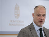 Kétszáz magyar katonát küld a kormány Csádba