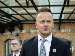 Szijjártó Péter megint variált egyet a nagykövetekkel