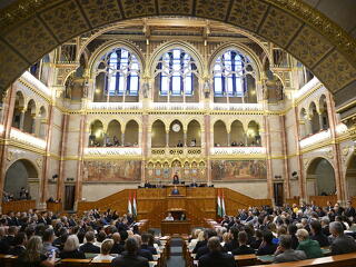 Itt az eredmény: döntött a parlament az Orbán-kormány egyik legvitatottabb lépéséről