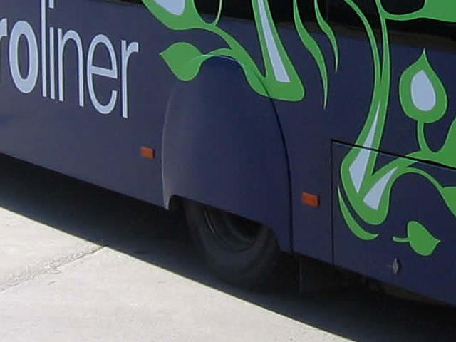 Új alacsonypadlós buszt tesztel a BKV
