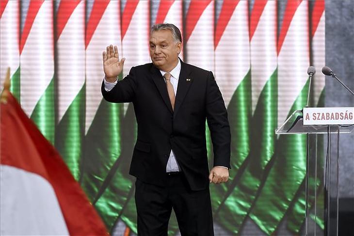 Az ellenzék óhatatlanul Orbán Viktor kezére játszott. Fotó: MTI