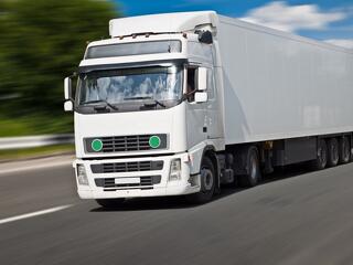 Jön az ónos eső, rendkívüli intézkedést jelentett be az operatív törzs