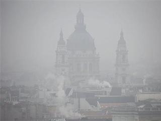 Figyelmeztetés jött: van, ahol már veszélyes a levegő Magyarországon