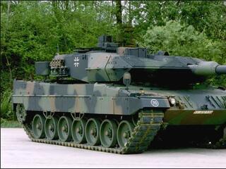 Katonai schengeni övezetet akar az Európai Parlament