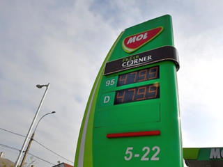 A magyar autósoknak is jól jönne az orosz olajra kivetett árplafon