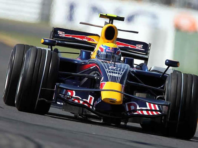 Két Red Bull csapat marad a Forma-1-ben