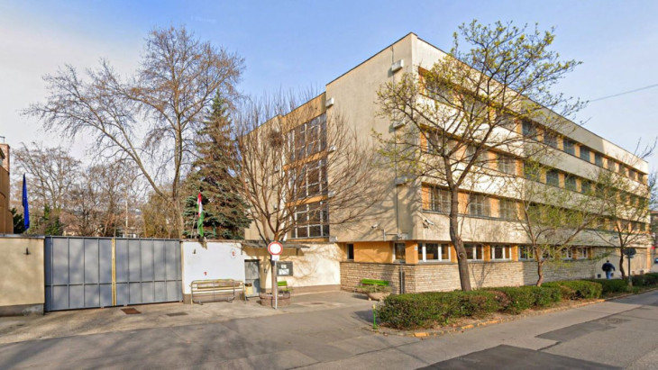 A lemondott igazgató pszichológusként dolgozott