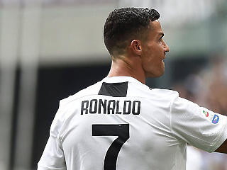 Cristiano Ronaldo megmozgatott rengeteg magyart