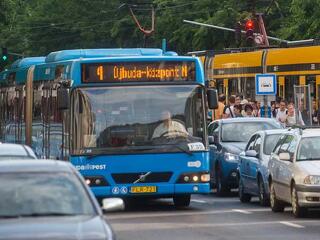 A tömegközlekedést is érinti Budapesten JD Vance látogatása
