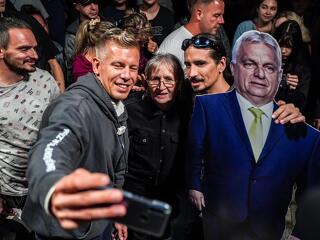 Magyar Péter: áll a bál a Karmelitában