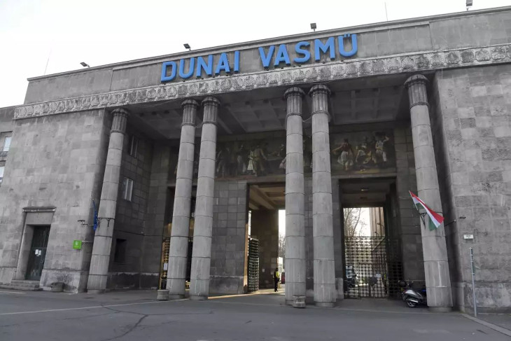A Dunaferr kálváriája már évek óta húzódik, a kormány most stratégiai jelentőséget tulajdonított az acélmű értékesítésének