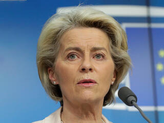 Felvirradt a nagy nap: hajszálon múlhat von der Leyen többsége