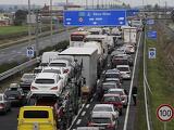 Elesett Győr felé az M1-es, 3 kilométeres torlódás alakult ki