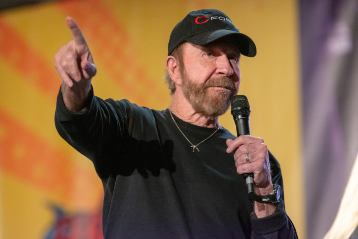 Chuck Norris 2018-ban egy dortmundi rendezvényen Németországban