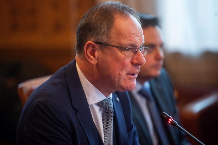 Navracsics Tibor szerint hatékonyságban jók vagyunk 