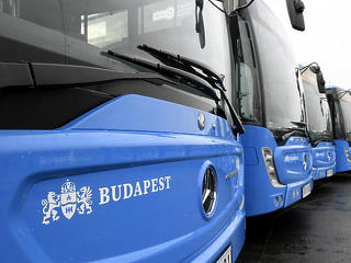 Új buszok jönnek Budapest útjaira 